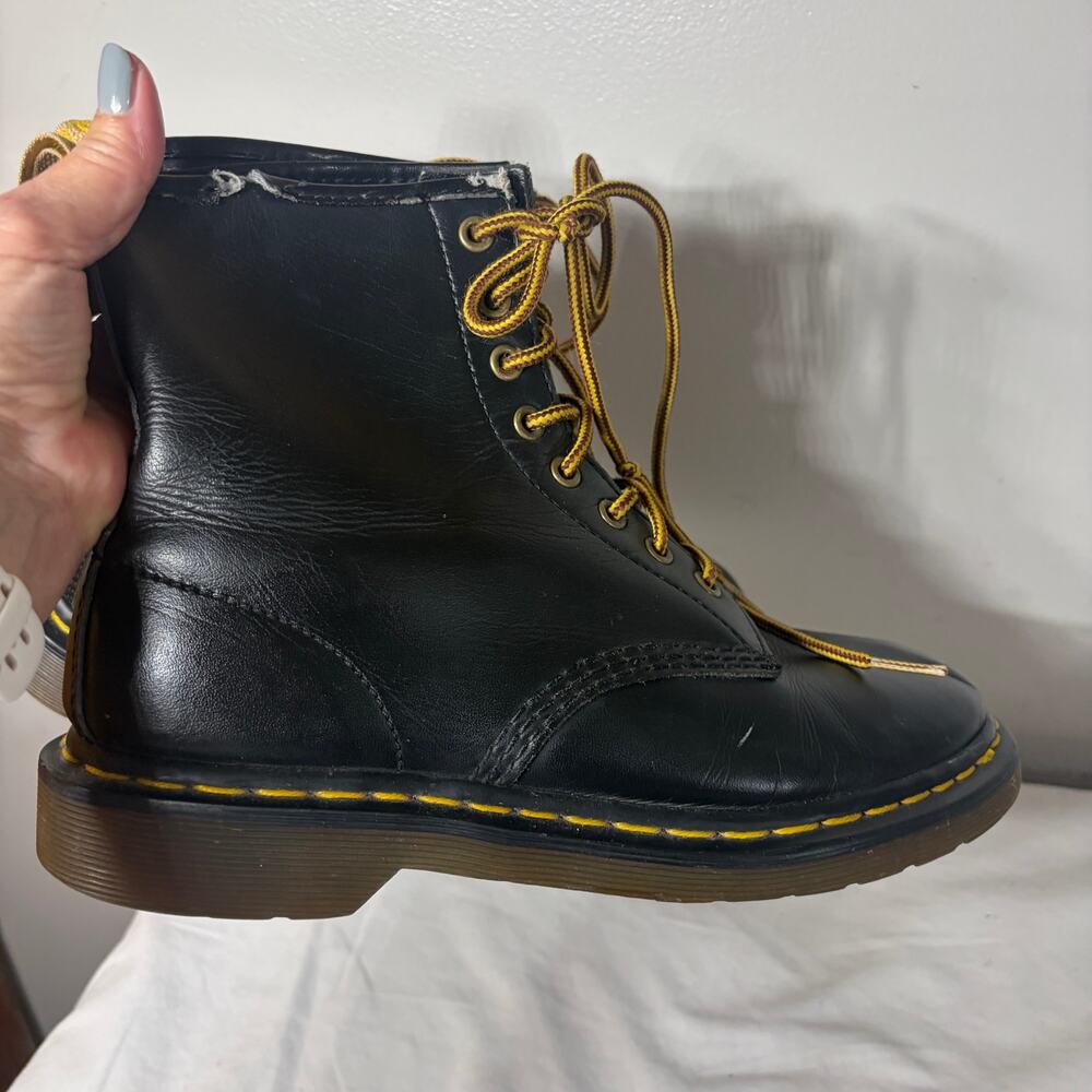 Dr. Martens Boots Combat Black Leather Lace Up Distressed Grunge Ankle Goth 10